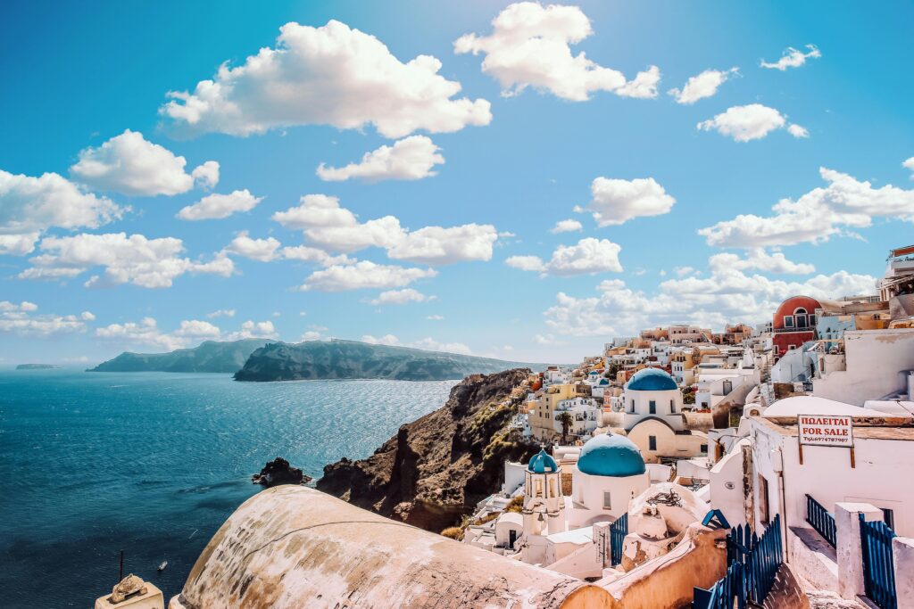 Couple Travel - Romantic Santorini