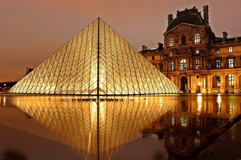 Couple Travel - Paris