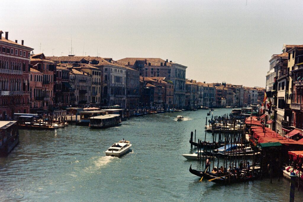 Couple Travel - Romantic Venice